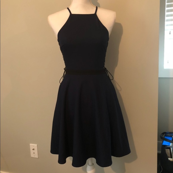 NBD Fire Escape Dress Size Small - Picture 4 of 5